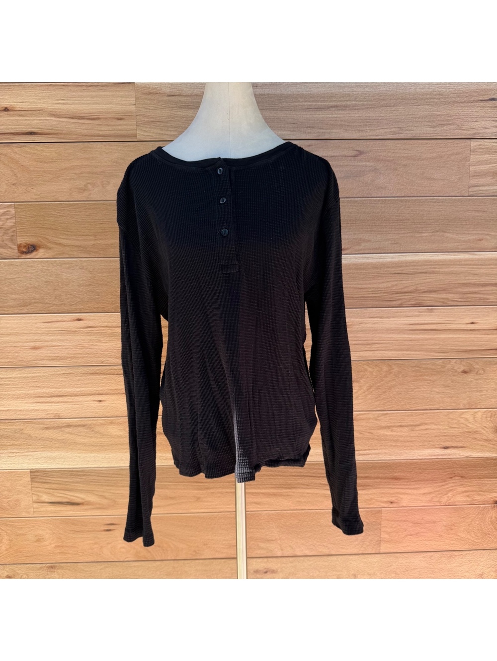 RE/DONE Black Waffle Knit Long Sleeve Henley Shirt Medium